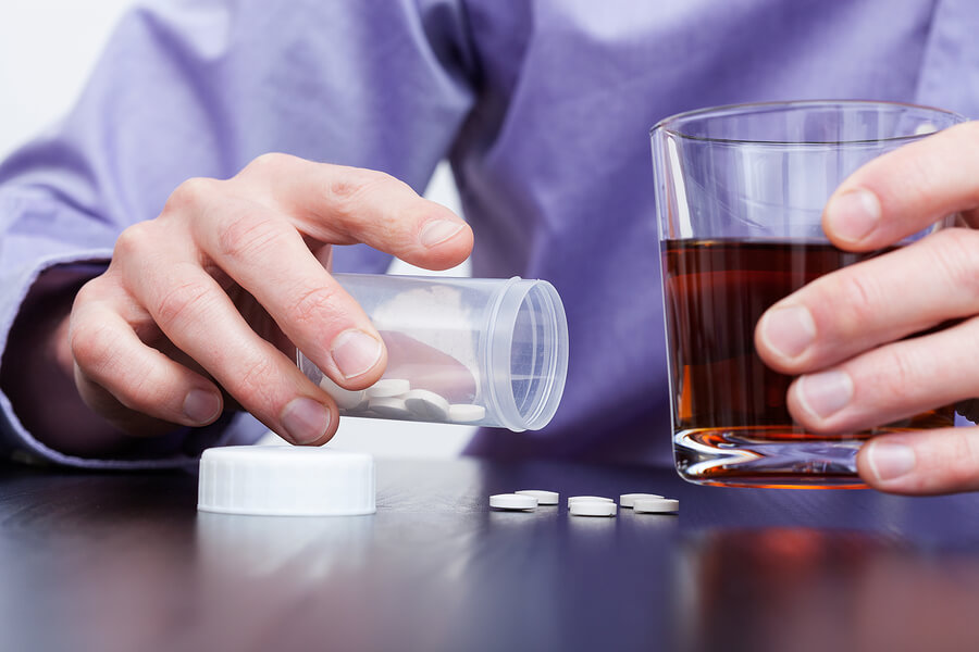 Zoloft and Alcohol | Midwood Addiction Treatment Center