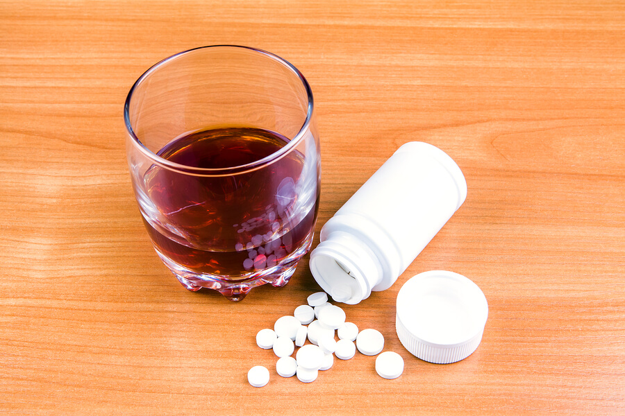 Ibuprofen and Alcohol | Midwood Addiction Treatment