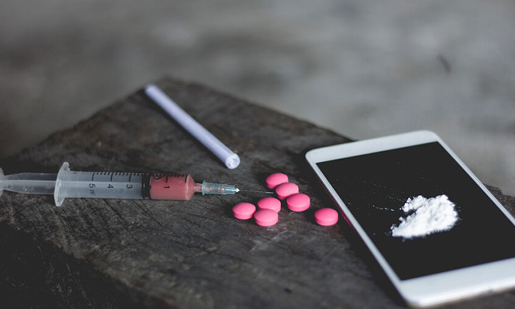 Drug Addiction Causes and Treatment
