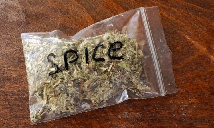Spice and K2 Effects and Risks Spice and K2 Effects and Risks